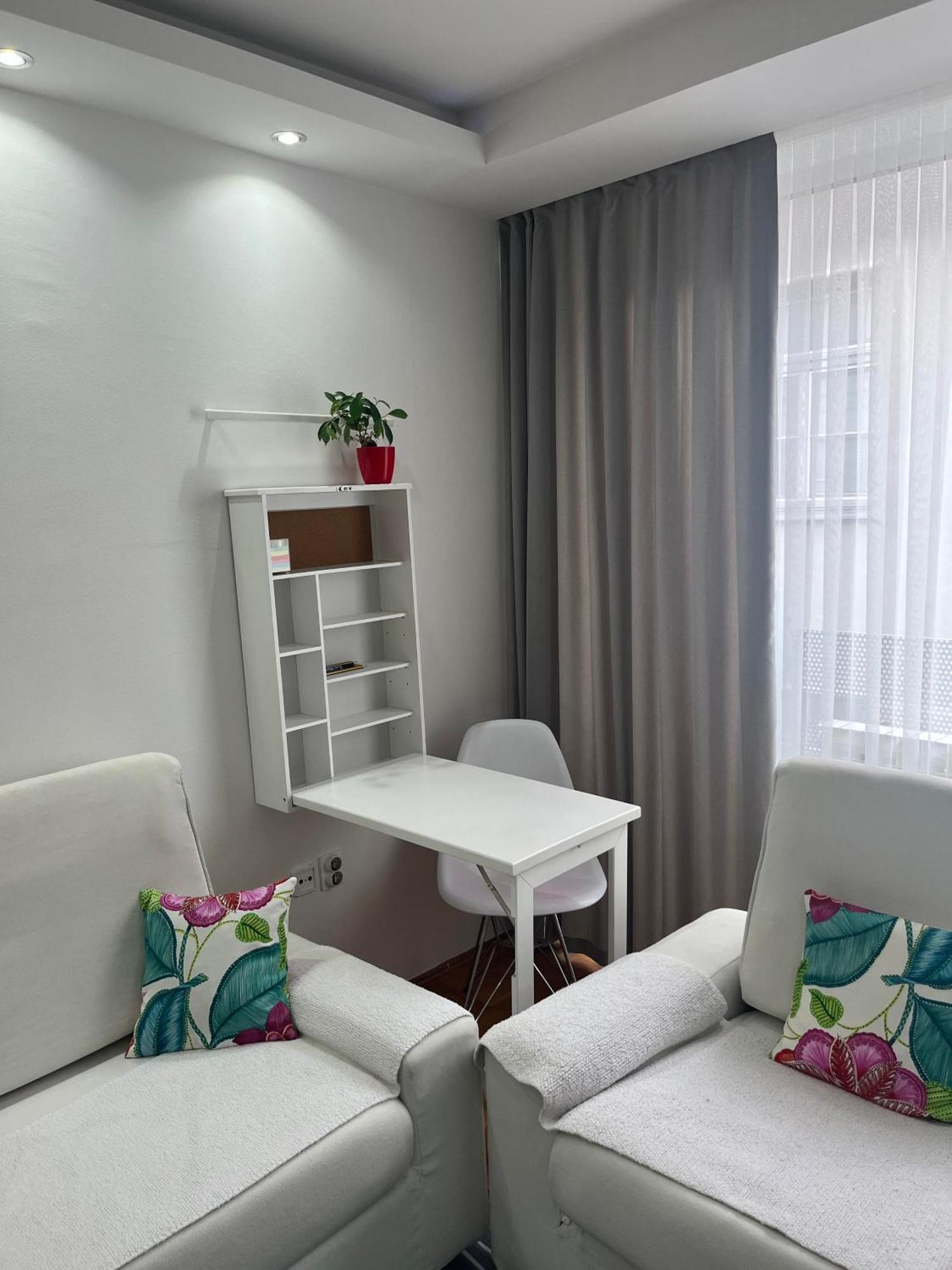 Sase Apartment *